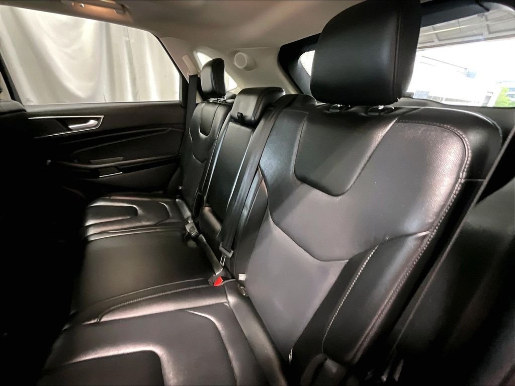 Used 2021 Silver Ford Titanium image 15