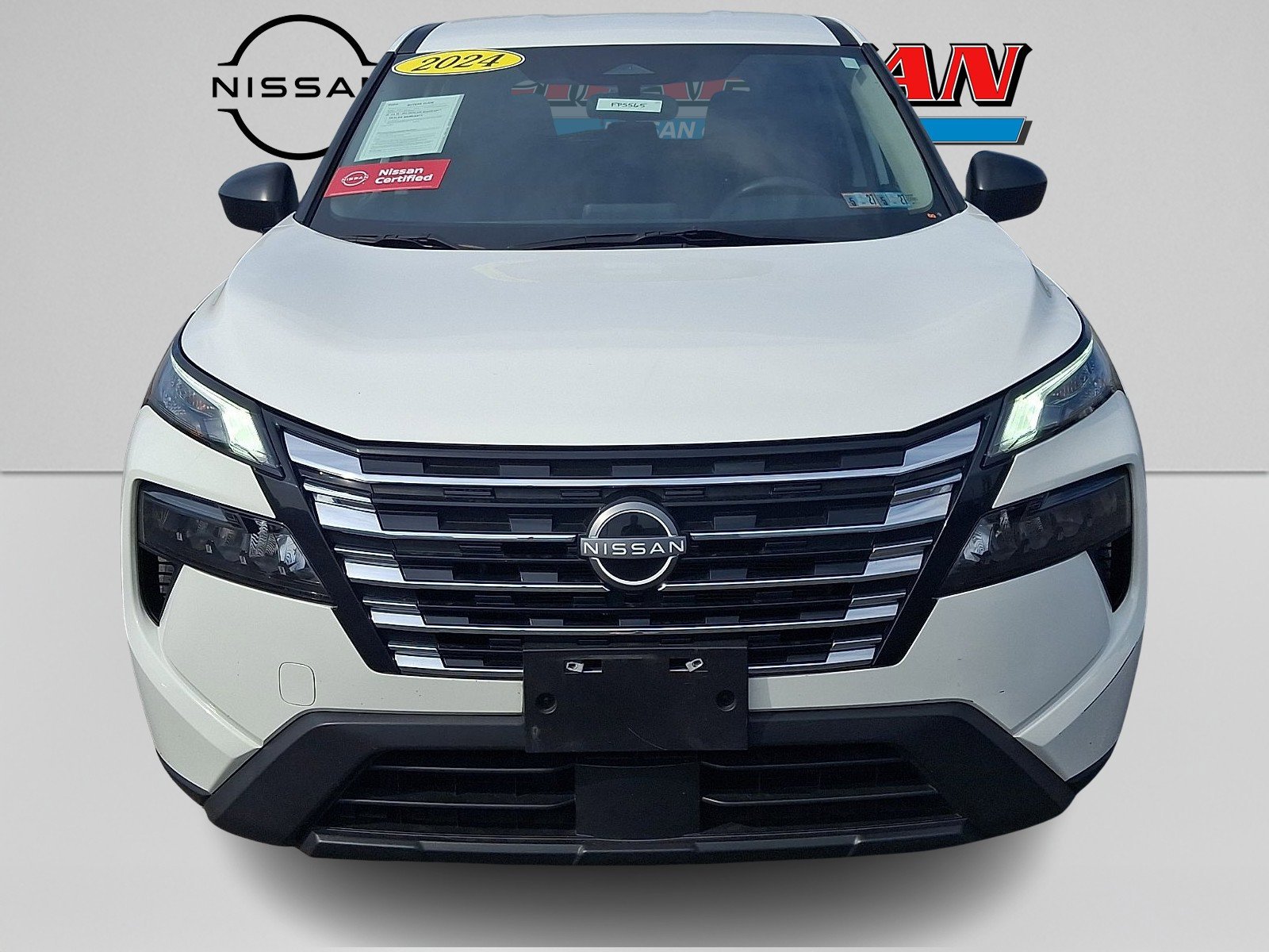 Certified Used 2024 Glacier White Nissan S image 2