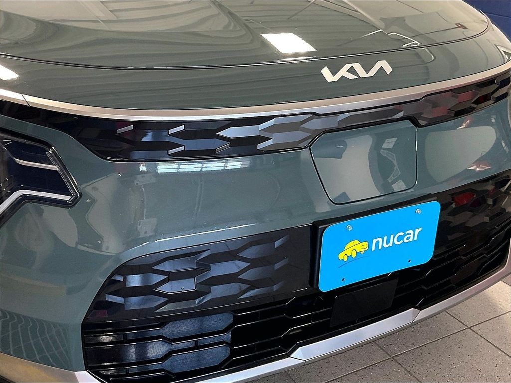 Used 2023 Green Kia Wind image 30