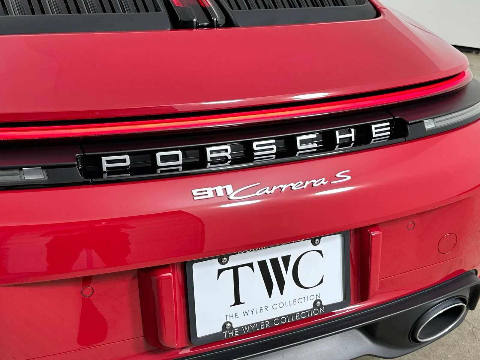 Used 2025 Red Porsche  image 34