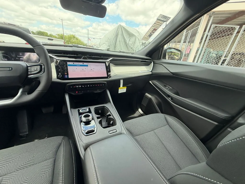 New 2026 Silver Jeep Laredo image 15