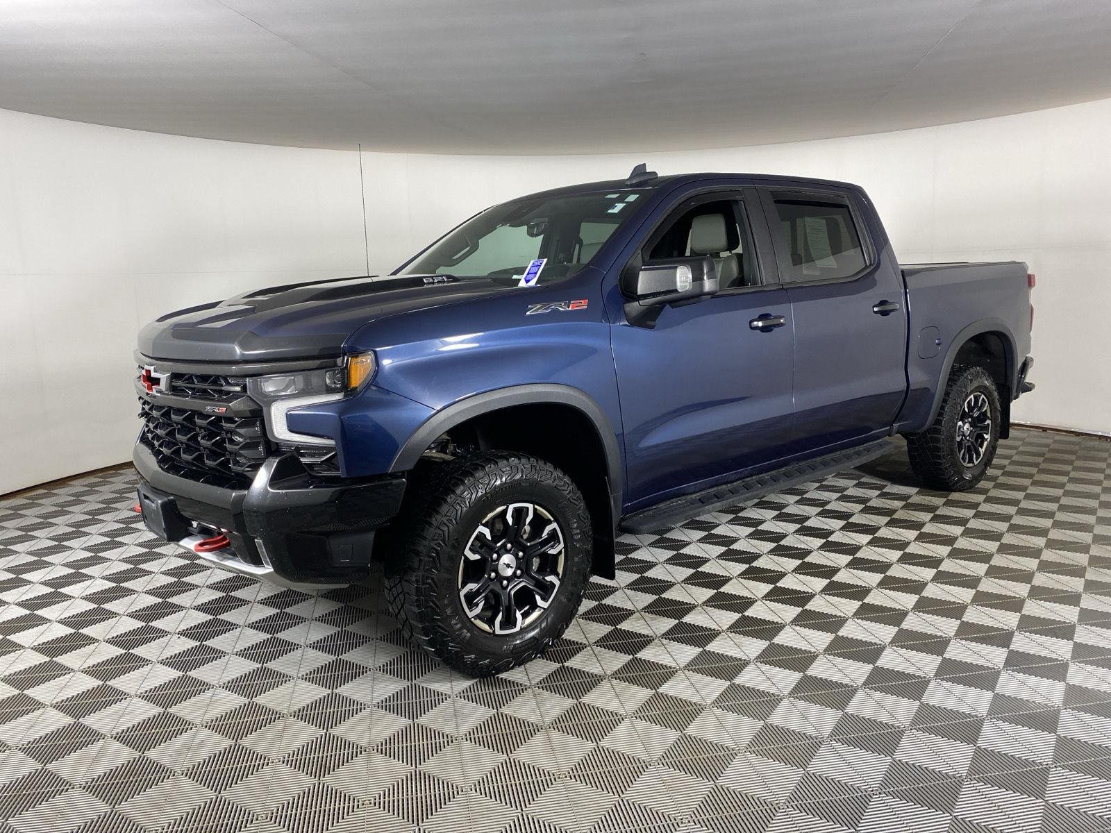 Used 2022 Northsky Blue Metallic Chevrolet ZR2 image 3