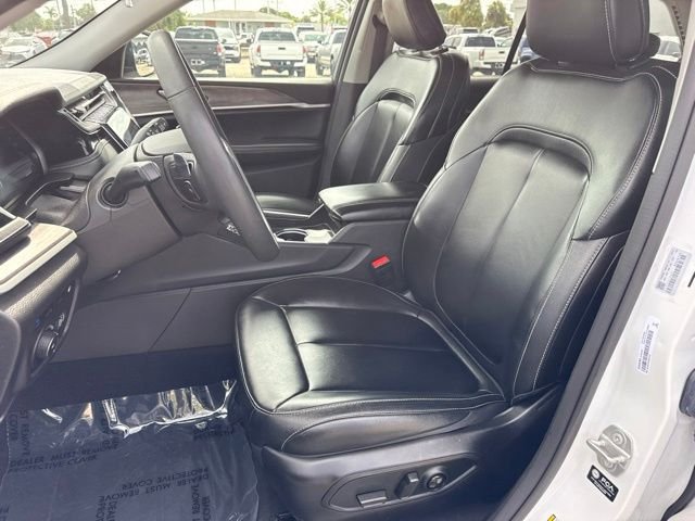 Used 2024 White Jeep 4xe image 20