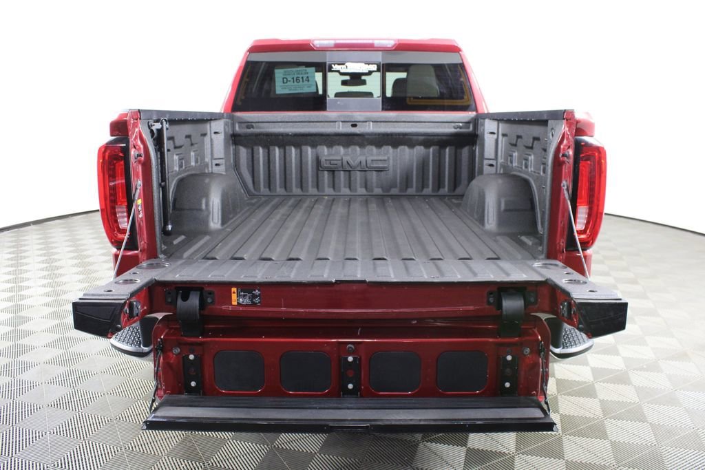 Used 2020 RED QUARTZ TINTCOAT GMC SLT image 7