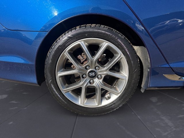 Used 2018 Blue Hyundai Sport 2.0T image 45