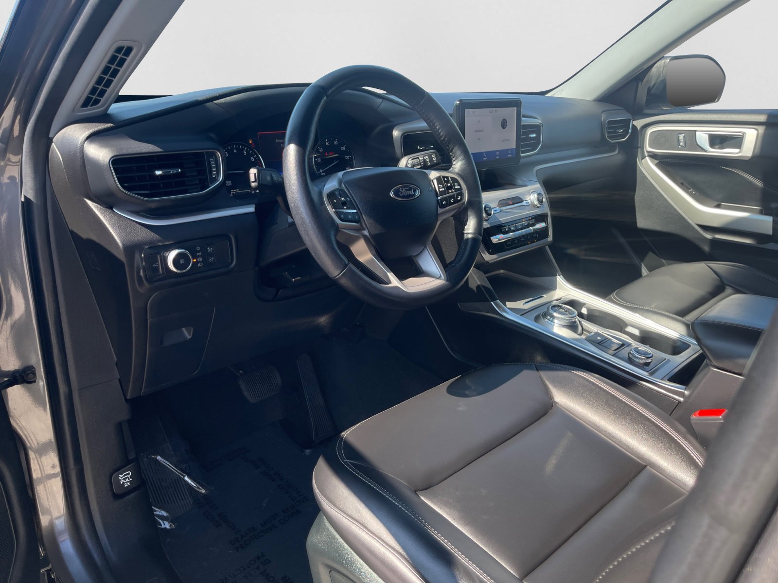 2022 Ford Explorer XLT - Photo 10