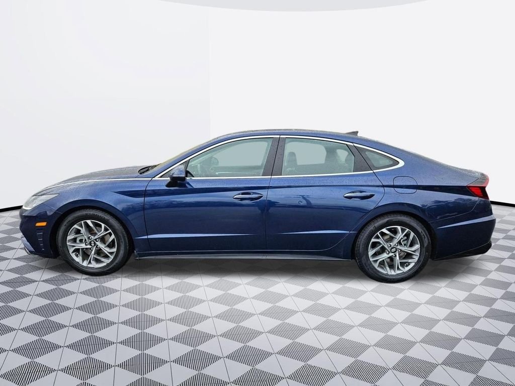 Used 2020 Stormy Blue Hyundai SEL image 3