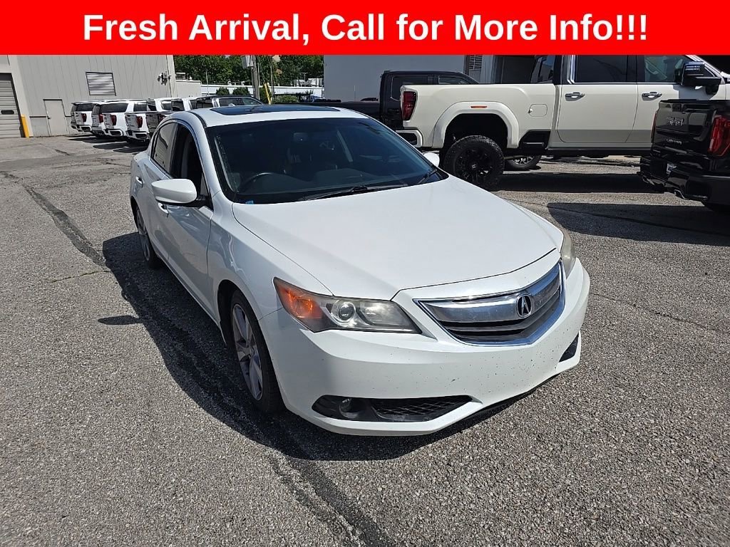 2013 Acura ILX Premium's photo