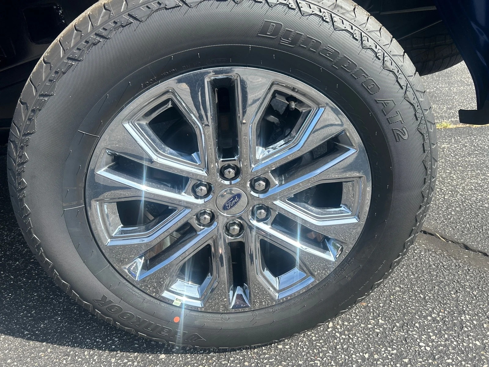 New 2026 Argon Blue Metallic Ford LARIAT image 9