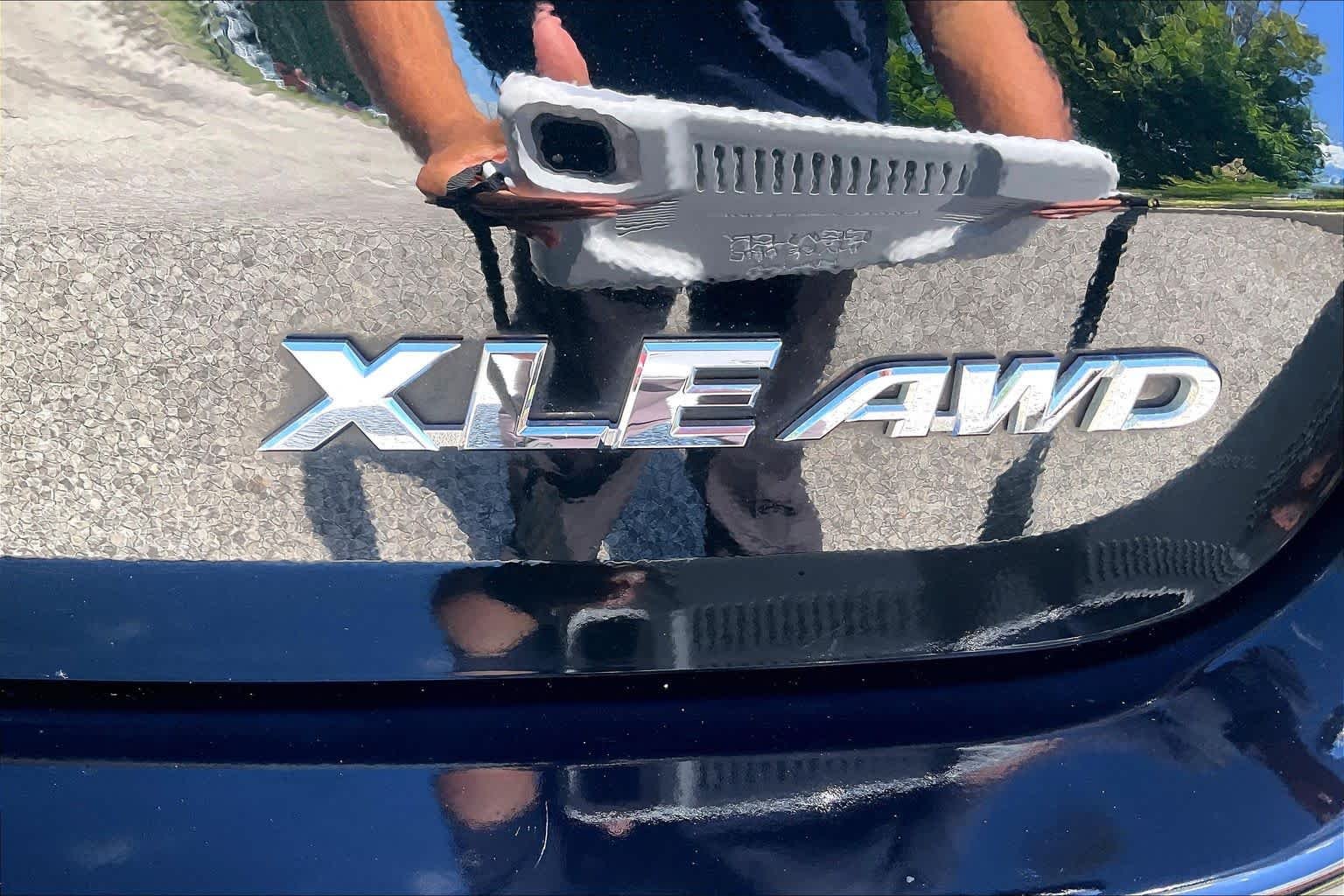 Used 2014 Attitude Black Metallic Toyota XLE image 11