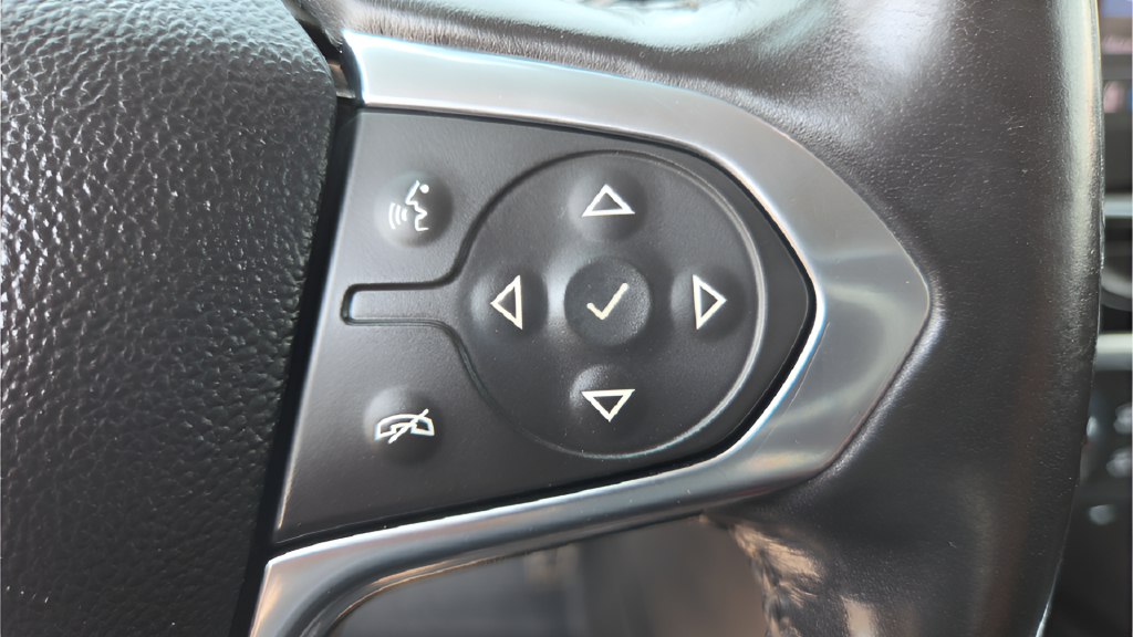 Used 2020 Beige Chevrolet Premier image 34