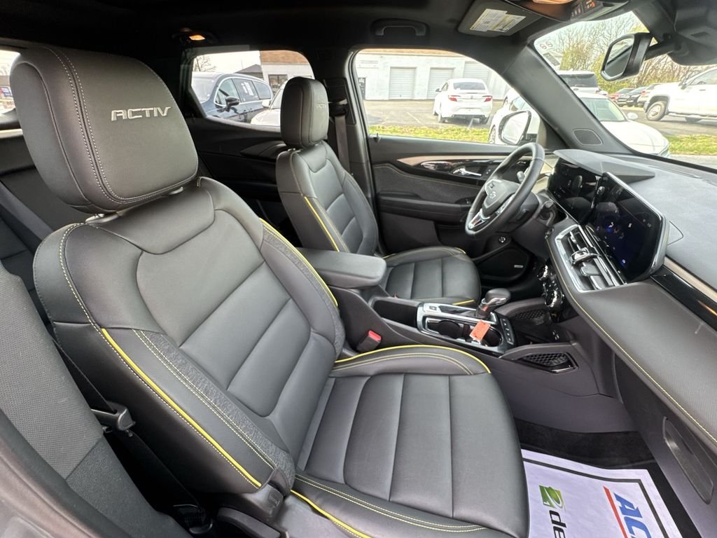 Used 2025 Gray Chevrolet ACTIV image 25