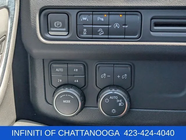 Used 2023 White Chevrolet Premier image 19