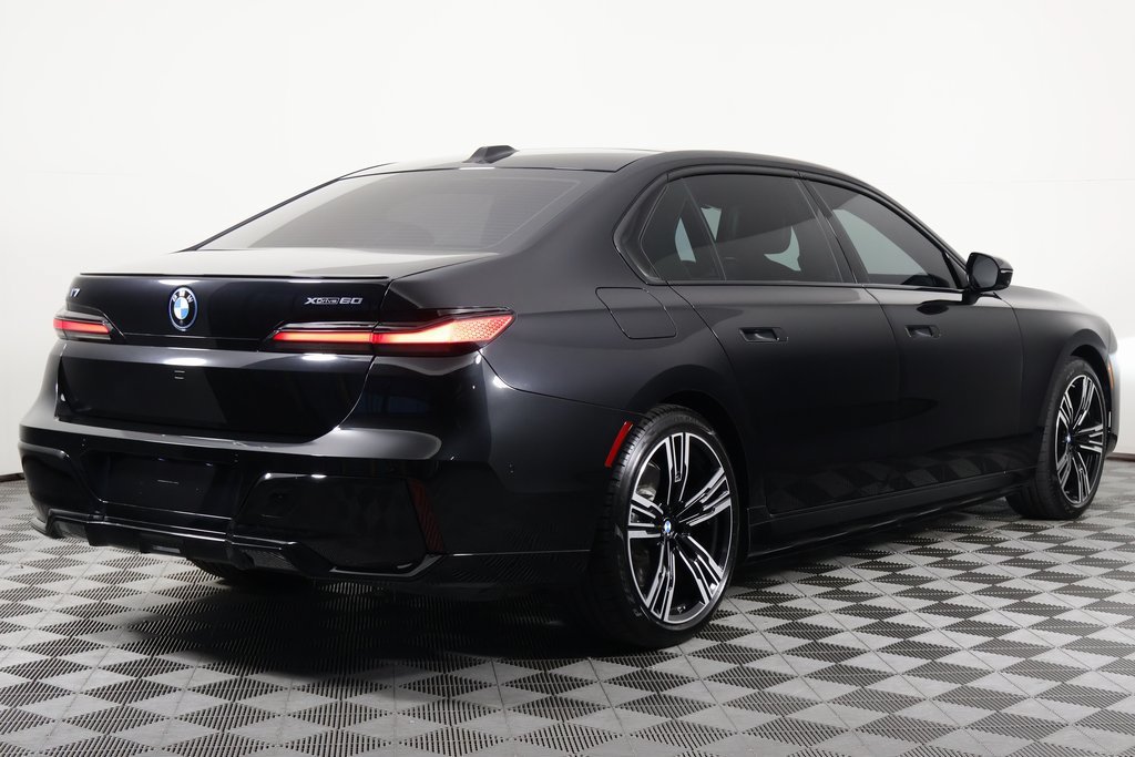 Certified Used 2023 Black Sapphire Metallic BMW xDrive60 image 4