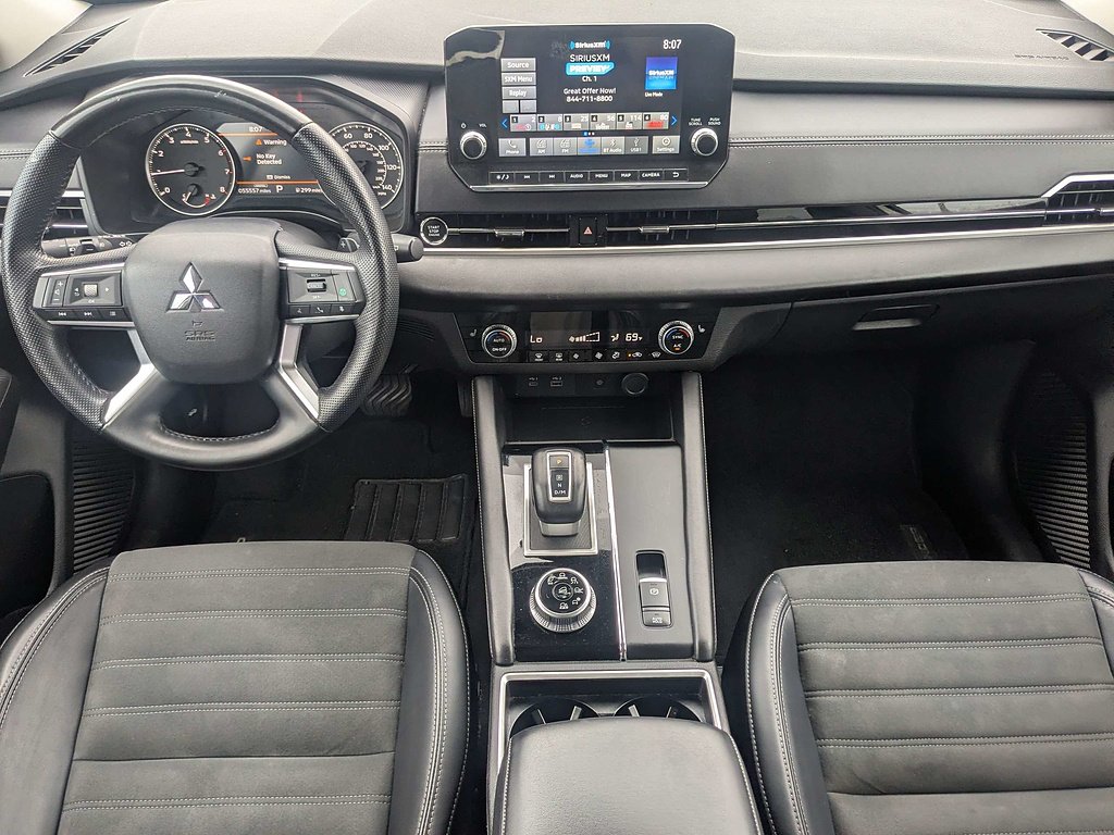 2024 Mitsubishi Outlander SE - Photo 16