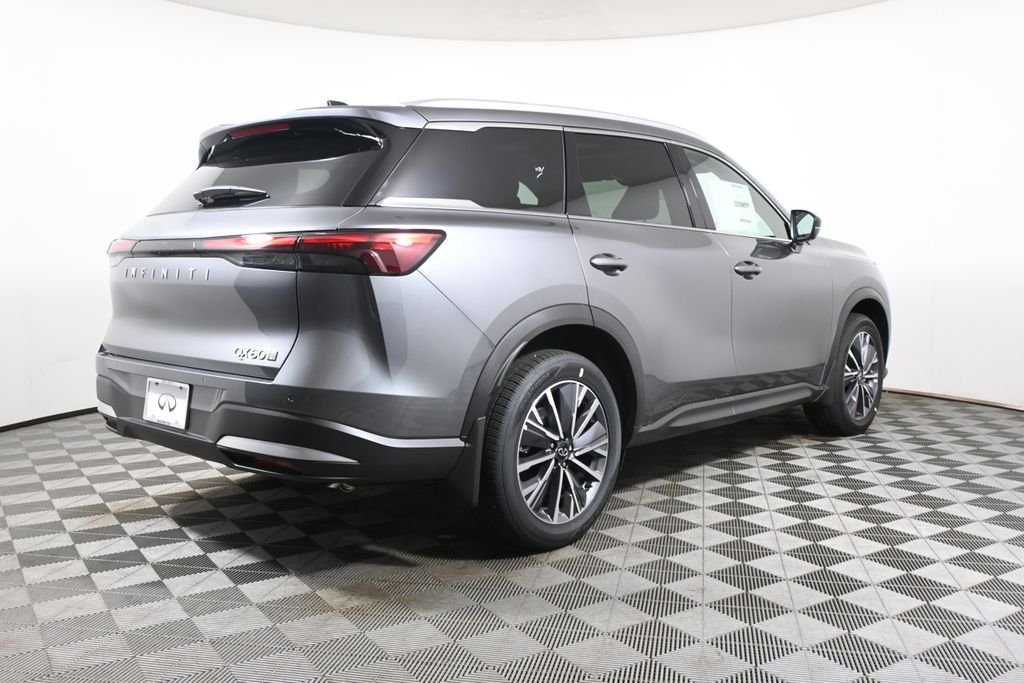New 2027 GRAPHITE SHADOW INFINITI Luxe AWD image 7