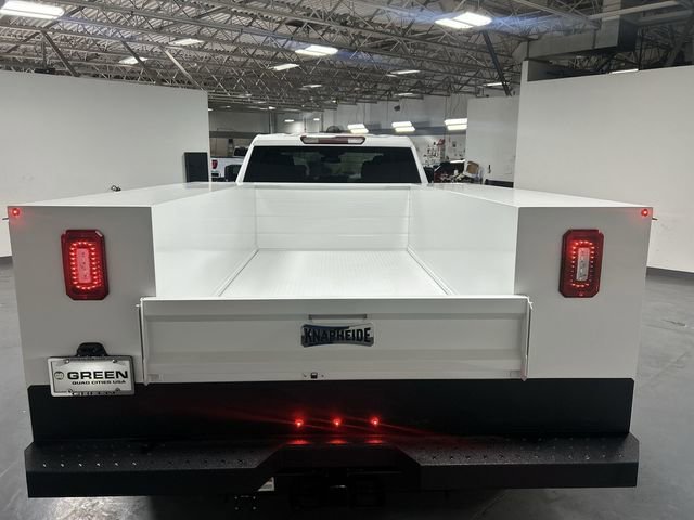 2025 GMC Sierra 3500 Chassis Cab Pro - Photo 19