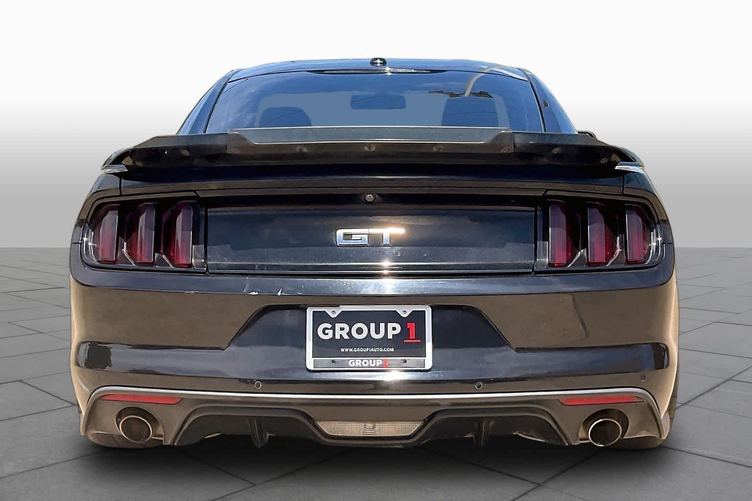 Used 2017 Shadow Black Ford GT Premium image 5