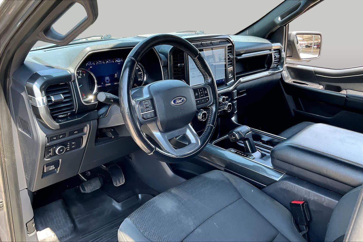 Used 2021 Carbonized Gray Metallic Ford XLT image 17