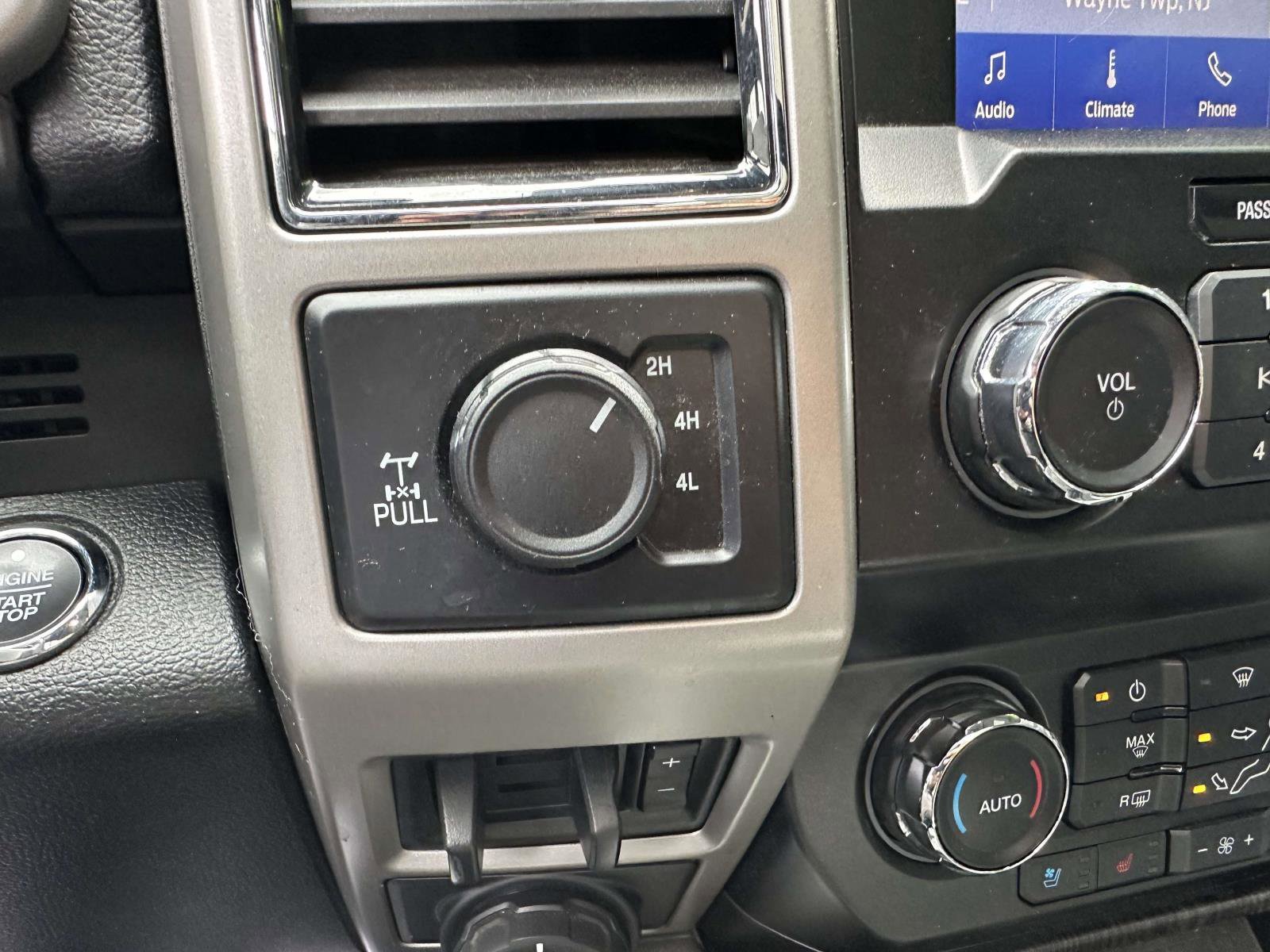 Used 2020 Black Ford LARIAT image 25