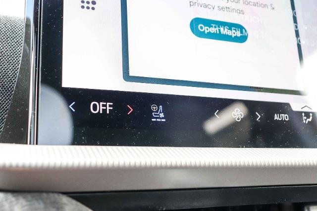New 2026 Star White Metallic Tri-Coat Ford Platinum™ image 55