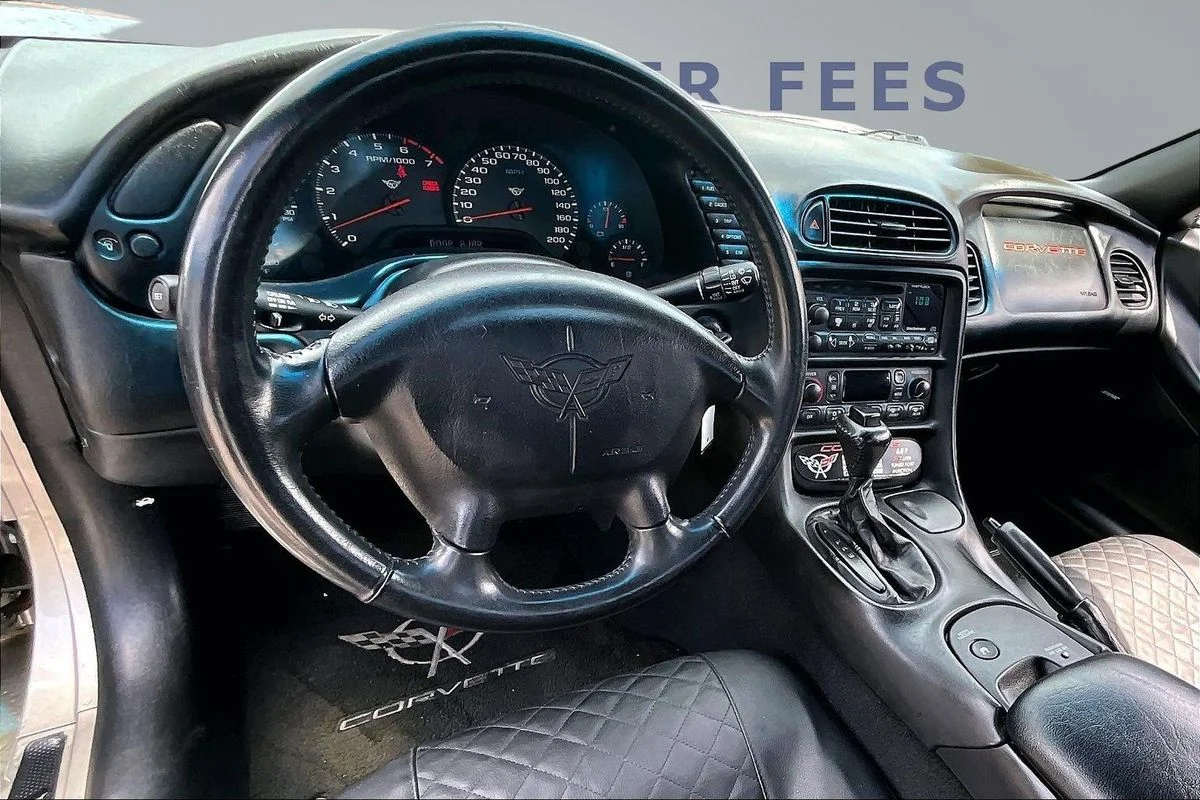 Used 2000  Chevrolet  image 7