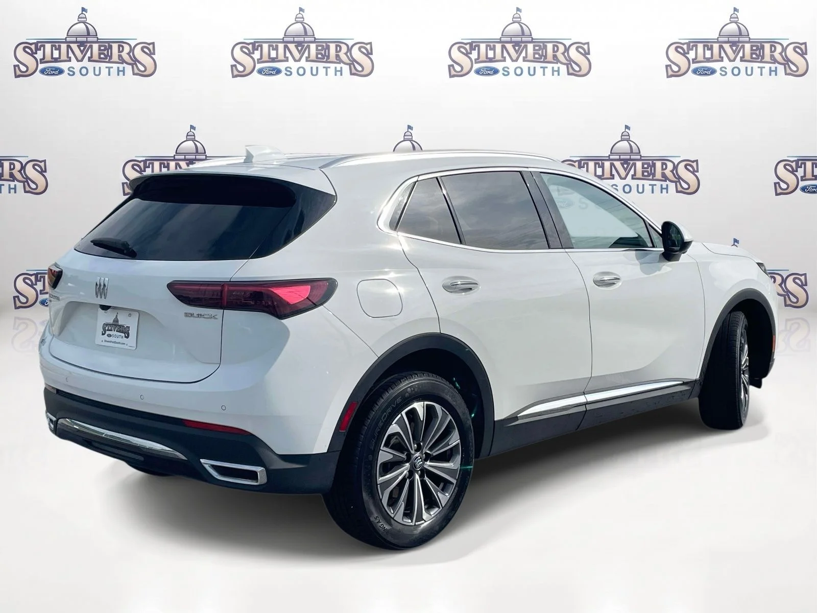 Used 2024 White Buick Preferred image 3