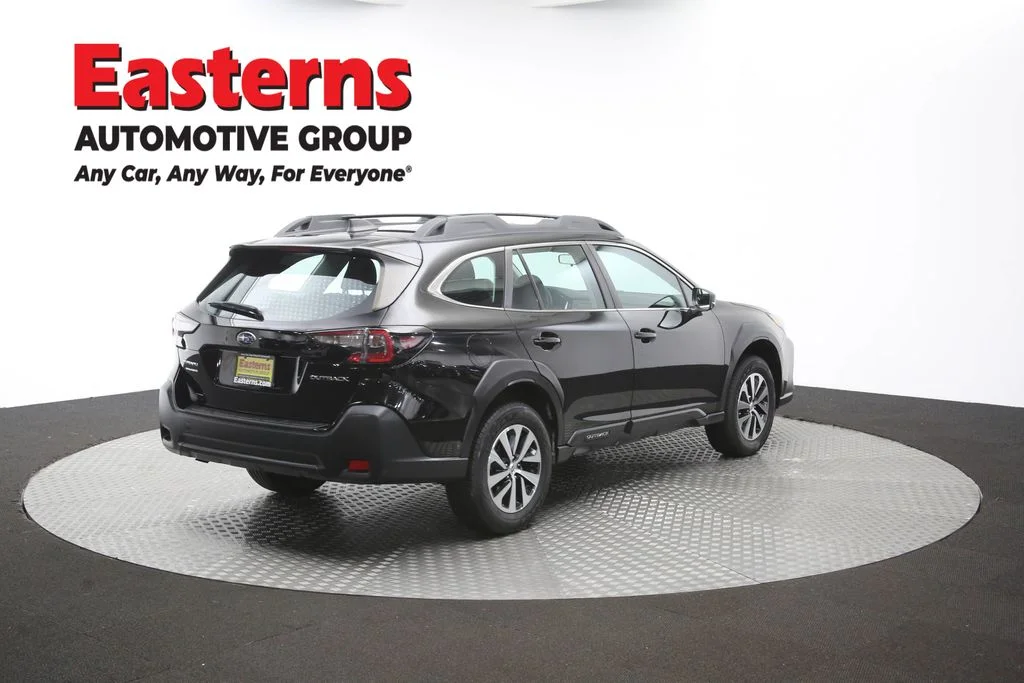 Used 2024 Black Subaru 2.5i image 40
