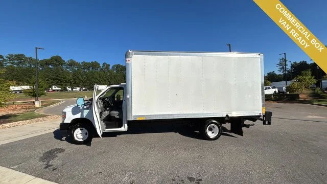 Used 2024 White Ford Base image 5