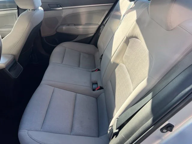 Used 2018 Silver Hyundai Value Edition image 29