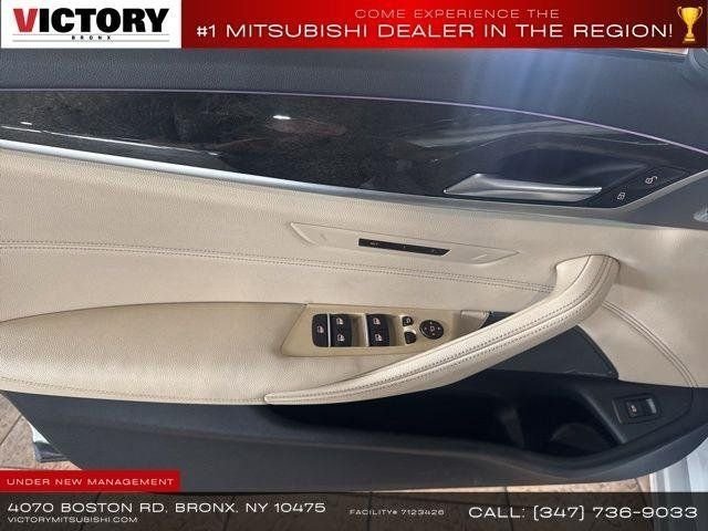 Used 2022 White BMW 530i image 33