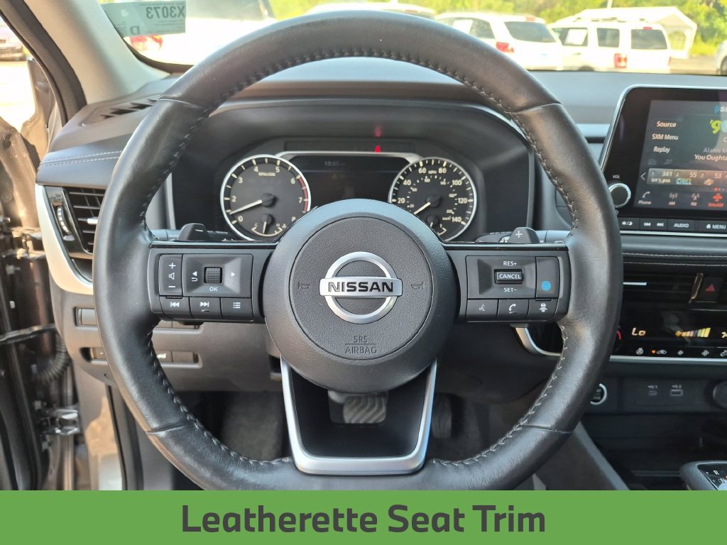 Used 2021 Gray Nissan SV image 16