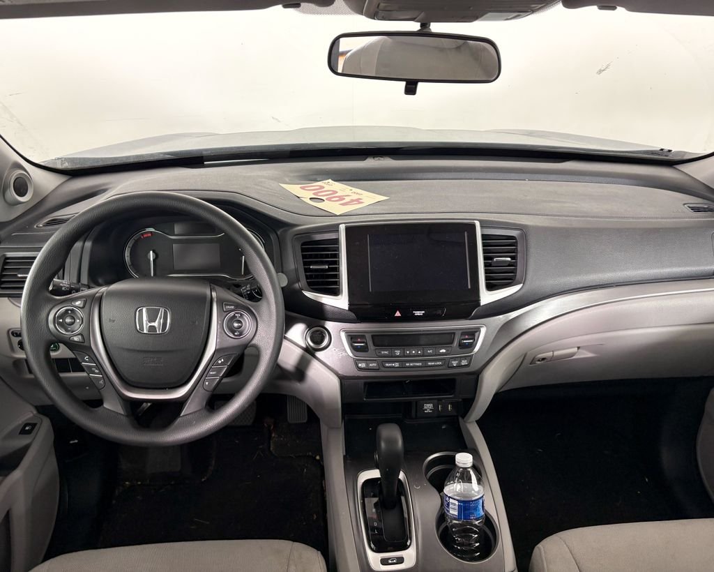 Used 2018  Honda EX image 9