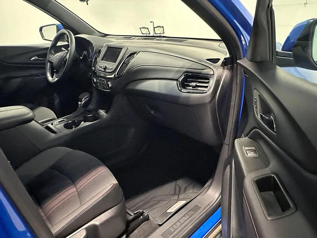 Used 2024 Riptide Blue Metallic Chevrolet RS image 25