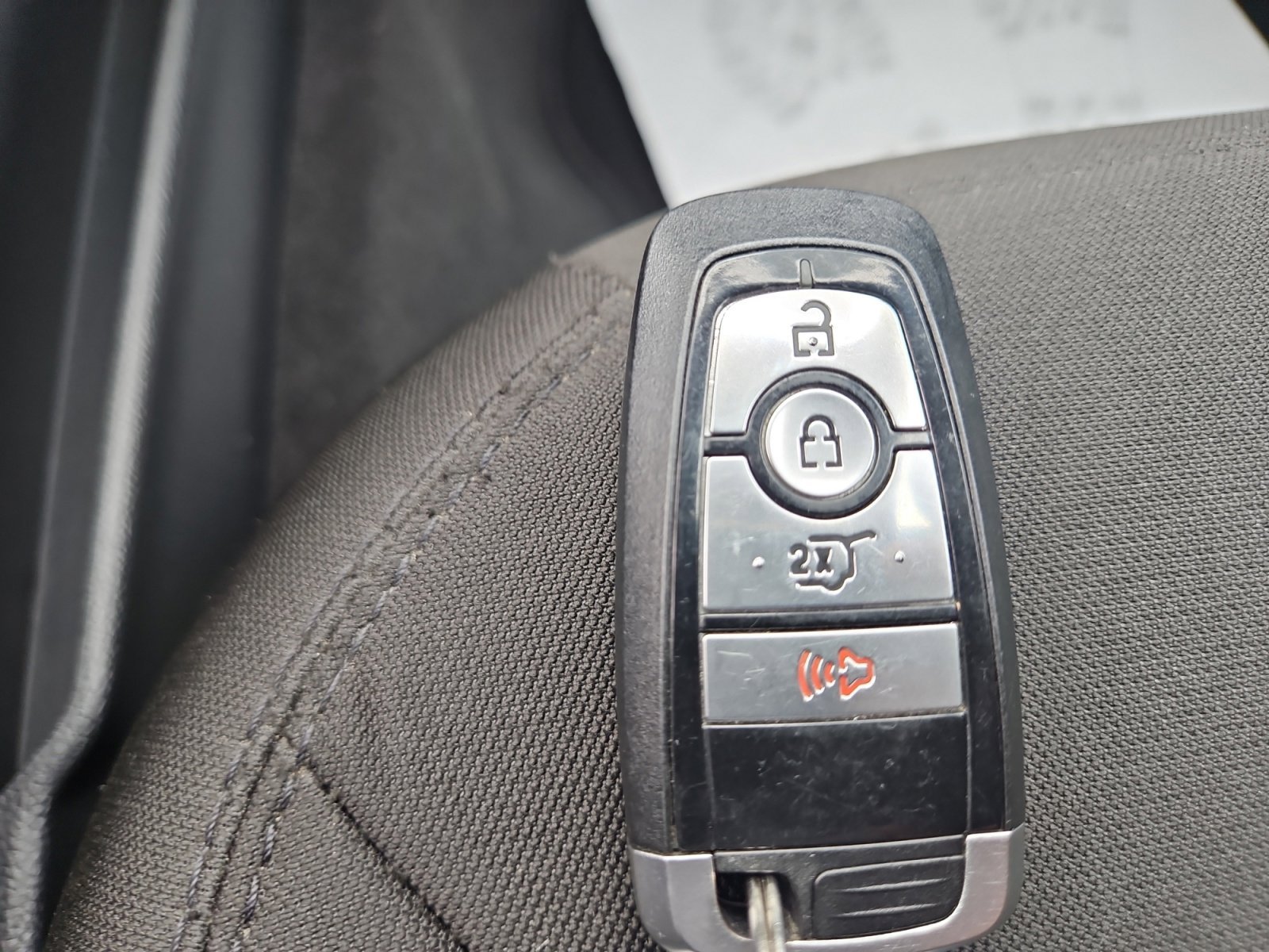 Used 2022 Black Metallic Ford XLT image 27