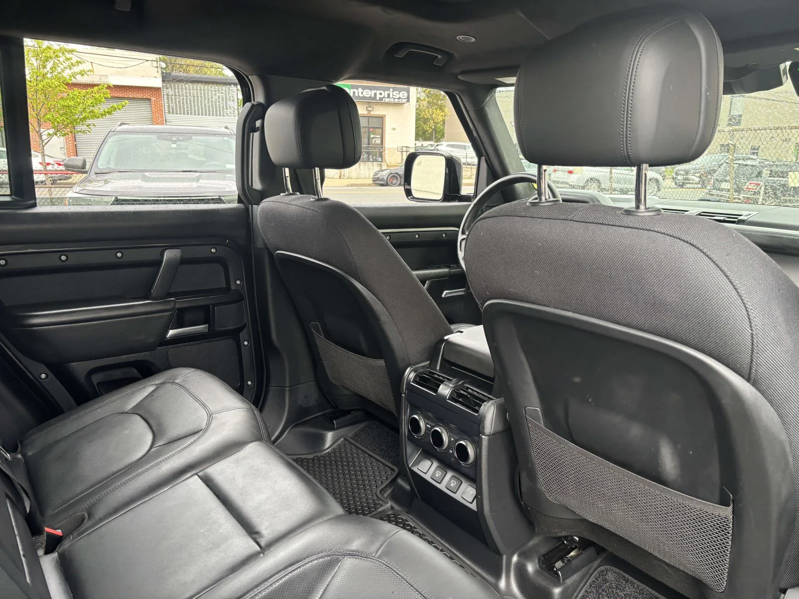 Used 2025 Gray Land Rover V8 image 16