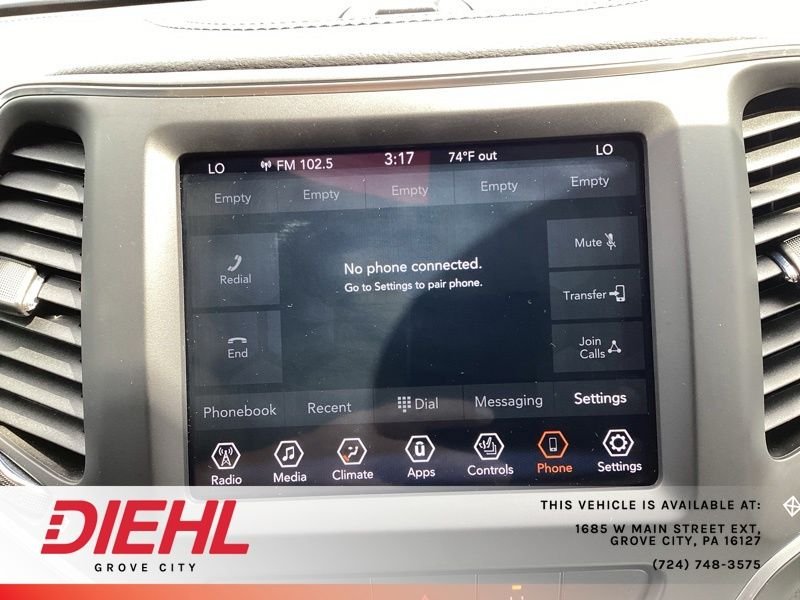 Used 2022 White Jeep Latitude Lux image 45