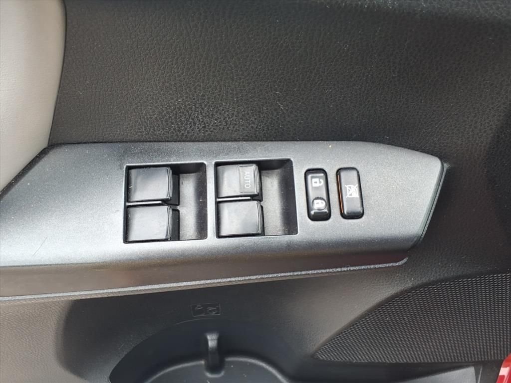 Used 2017 Red Toyota XLE image 19