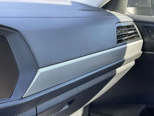 Certified Used 2019 Platinum Gray Metallic Volkswagen 1.4T S image 29