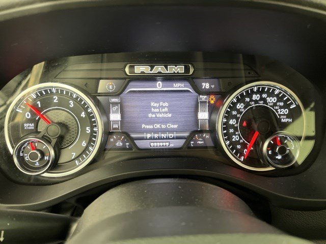 Certified Used 2022 Diamond Black Crystal Pearlcoat Ram Big Horn image 19