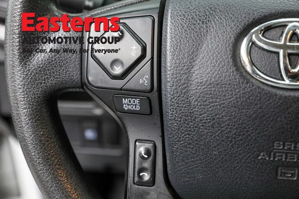 Used 2019 White Toyota SR image 15