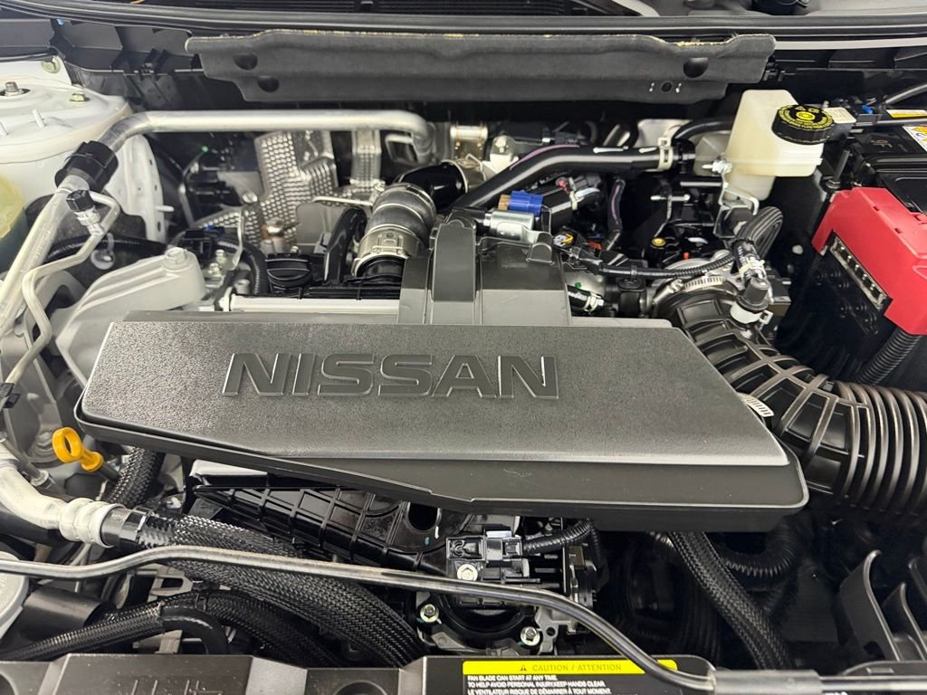 Used 2026 White Nissan Platinum image 36