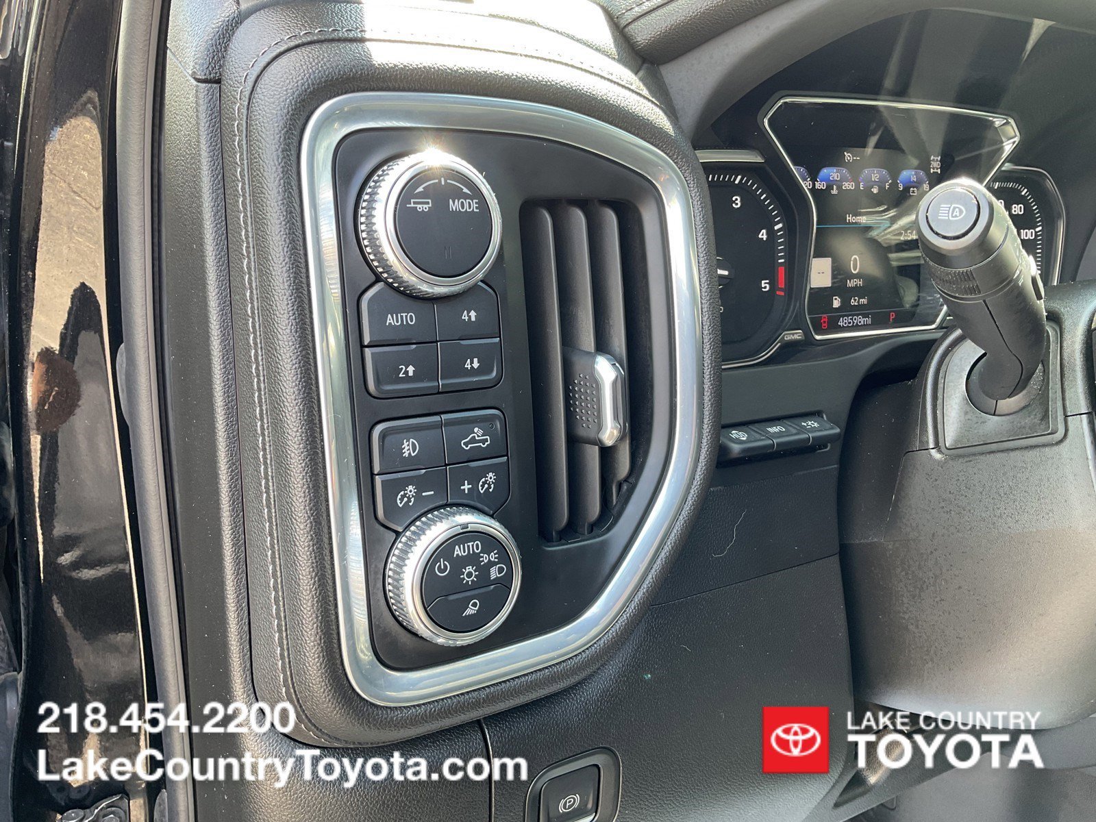 Used 2023  GMC Denali image 18