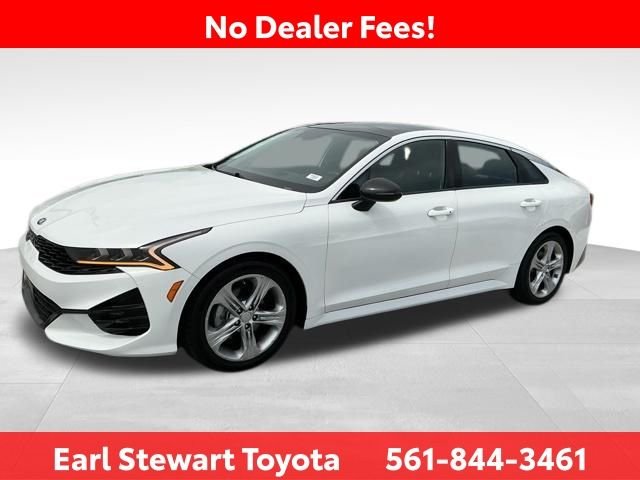 Used 2021 White Kia GT-Line image 8