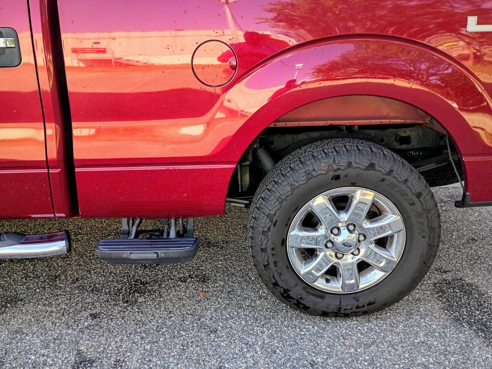 Used 2014 Ruby Red Metallic Tinted Clearcoat Ford XLT image 7
