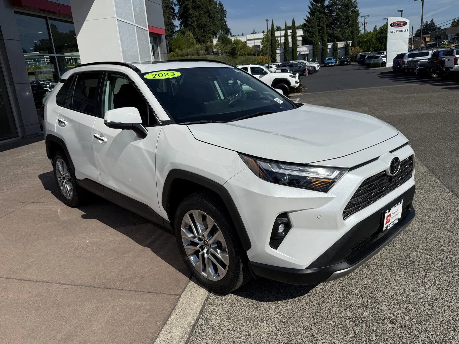 Used 2023 Wind Chill Pearl Toyota Limited image 8