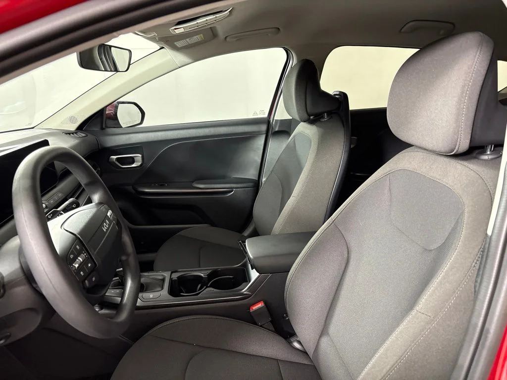 New 2026 Currant Red Kia LXS image 26