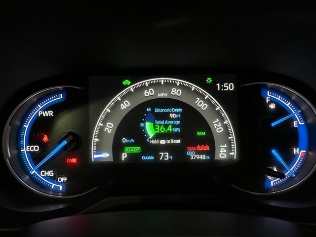 Certified Used 2025  Toyota XLE image 16