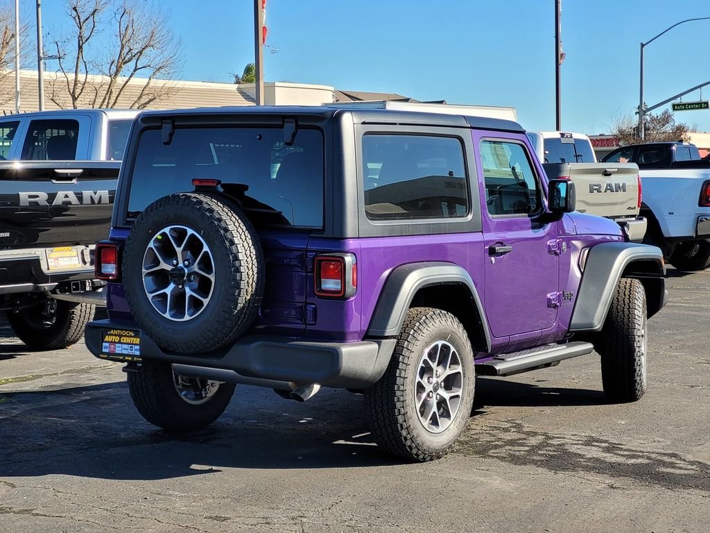 New 2026 Reign Exterior Paint Jeep Sport S image 3