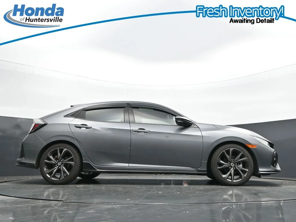 Used 2018 Modern Steel Metallic Honda Sport Touring image 32
